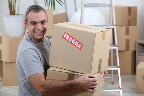 Removal service homepage for homes, flats and offices in Farringdon