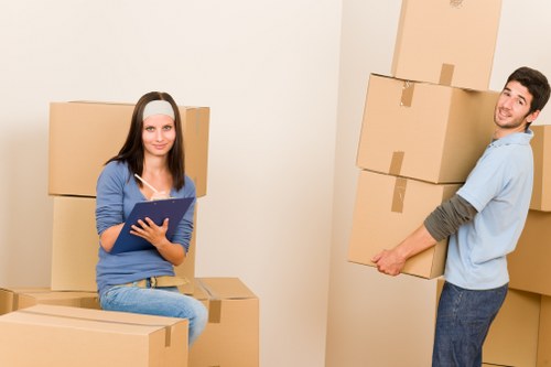 Shared flat student removals preparation in Farringdon